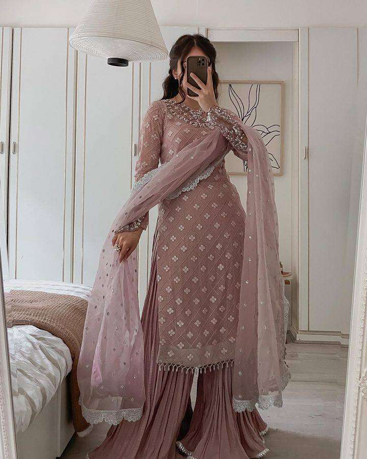 Z 9281 SHARARA SUIT