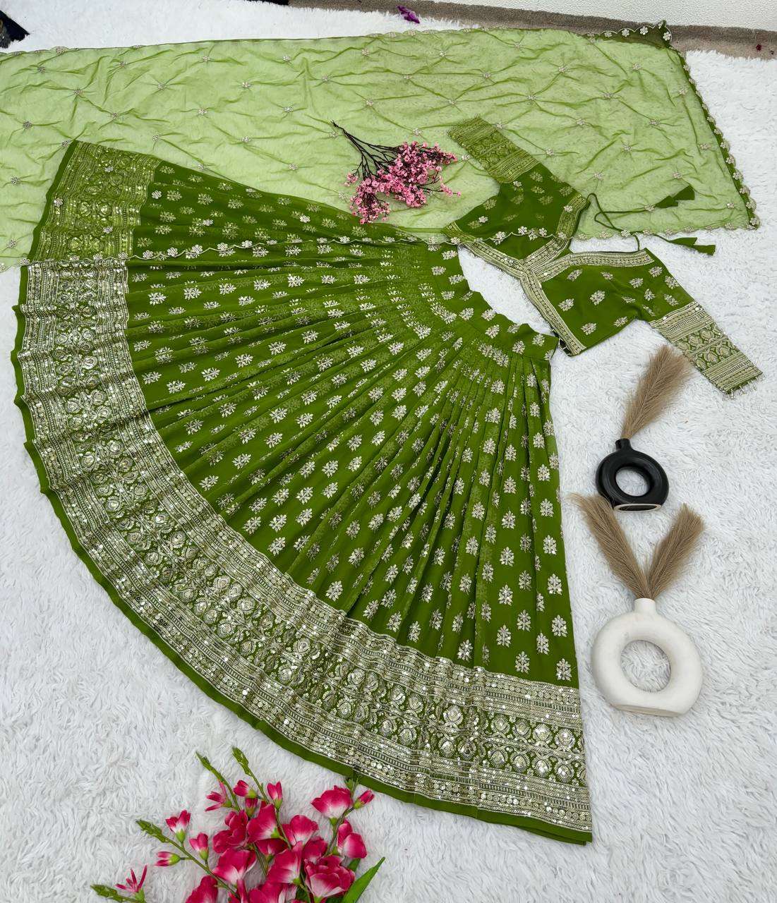 ZSR 3070 LEHENGA CHOLI