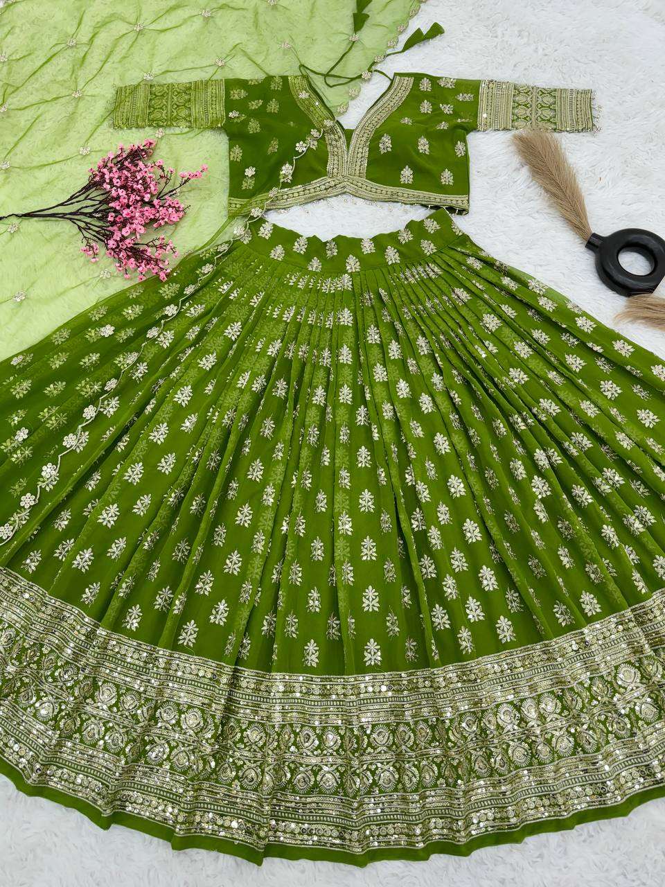 ZSR 3070 LEHENGA CHOLI