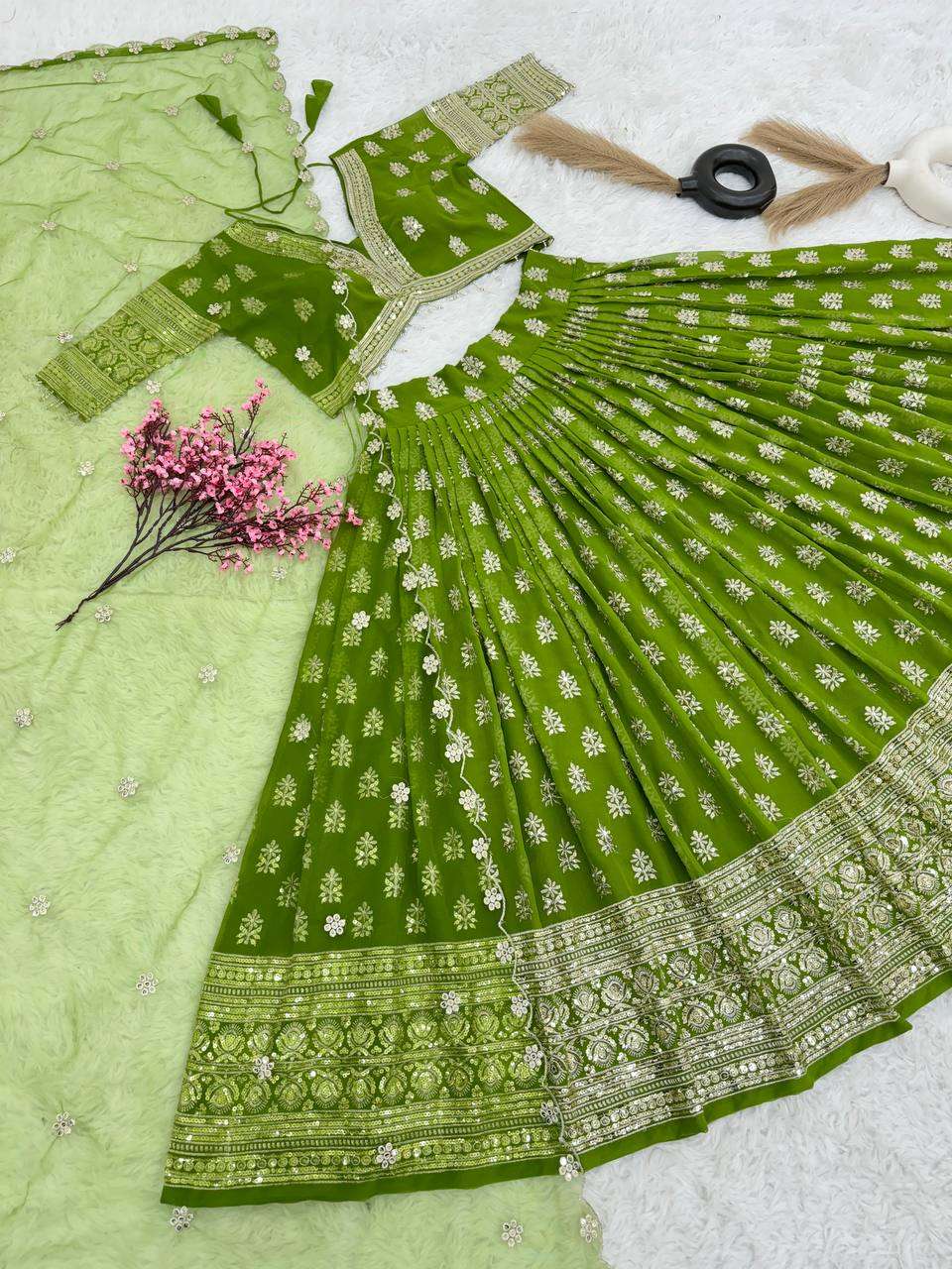 ZSR 3070 LEHENGA CHOLI