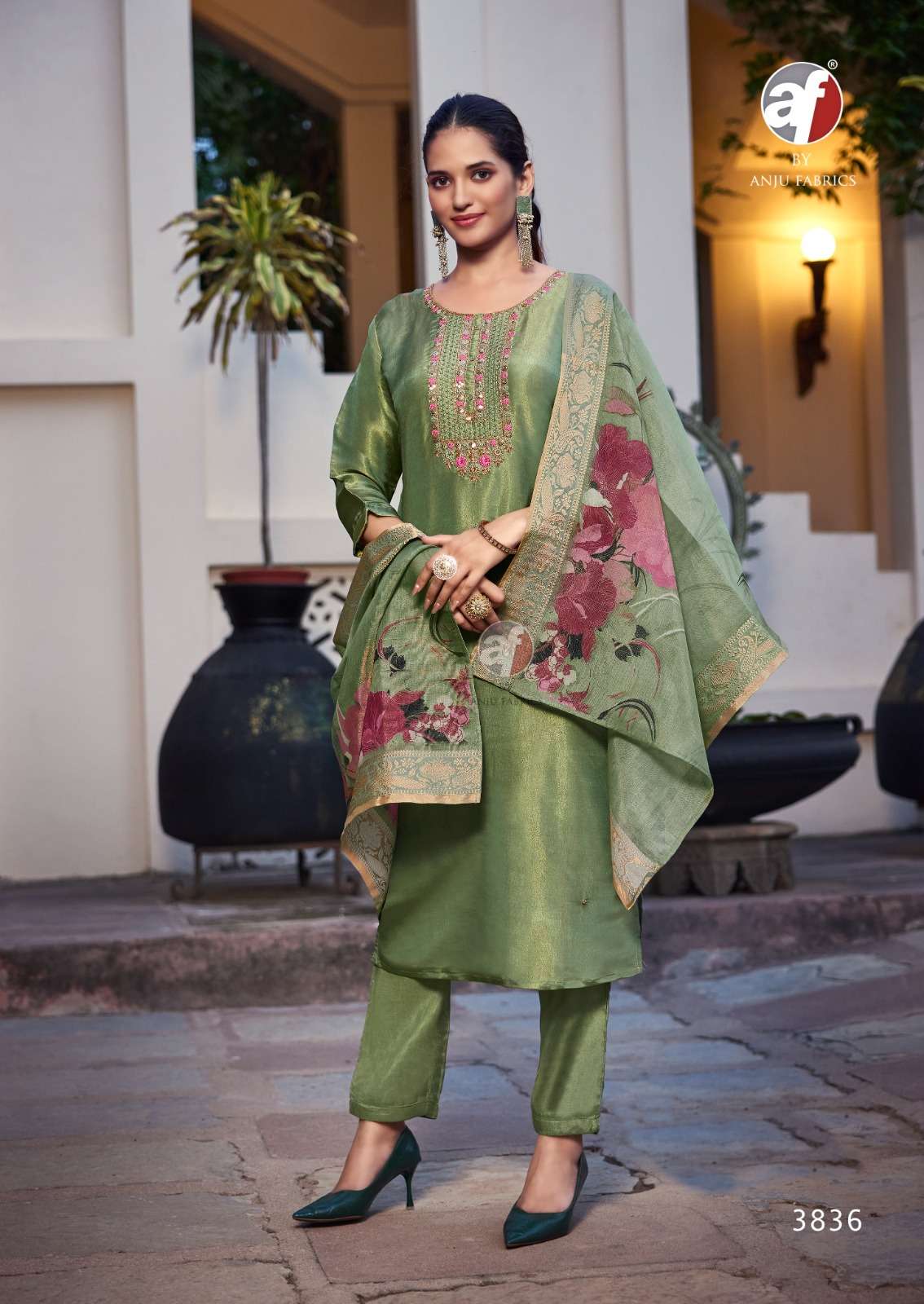 ANJU FABRICS SILK AFFAIR VOL 4 SHIMMER FABRICS HEAVY DESIGNER SUIT