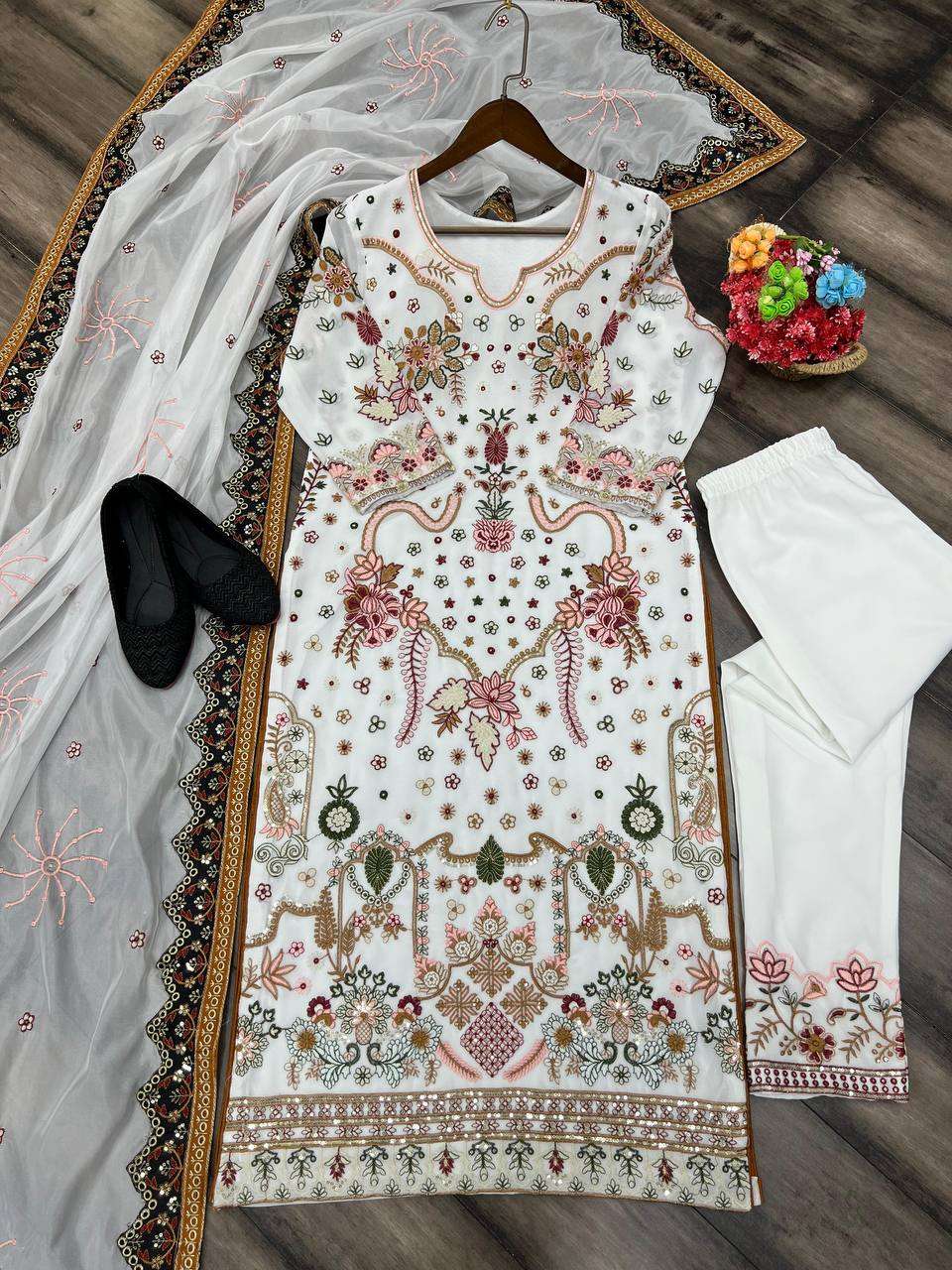 BE 264 KURTI SET