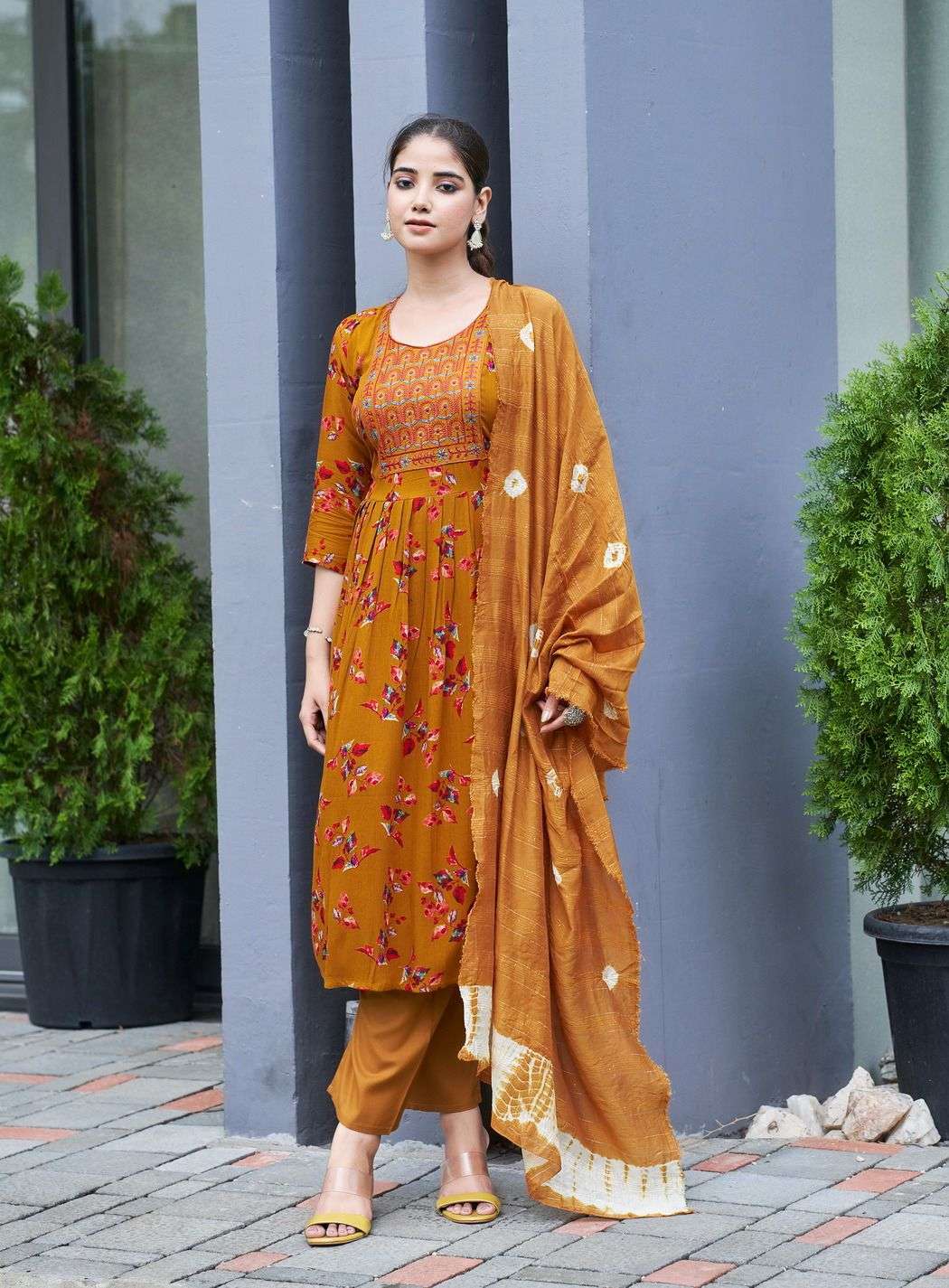 KUSHALS MORNI FANCY NAIRA CUT PATTERN KURTI COMBO SET