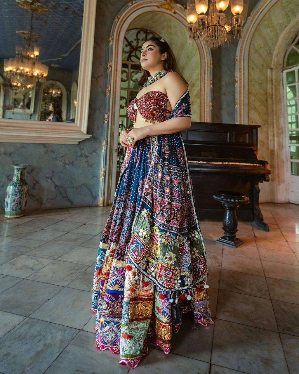 LC 1037 LEHENGA CHOLI 