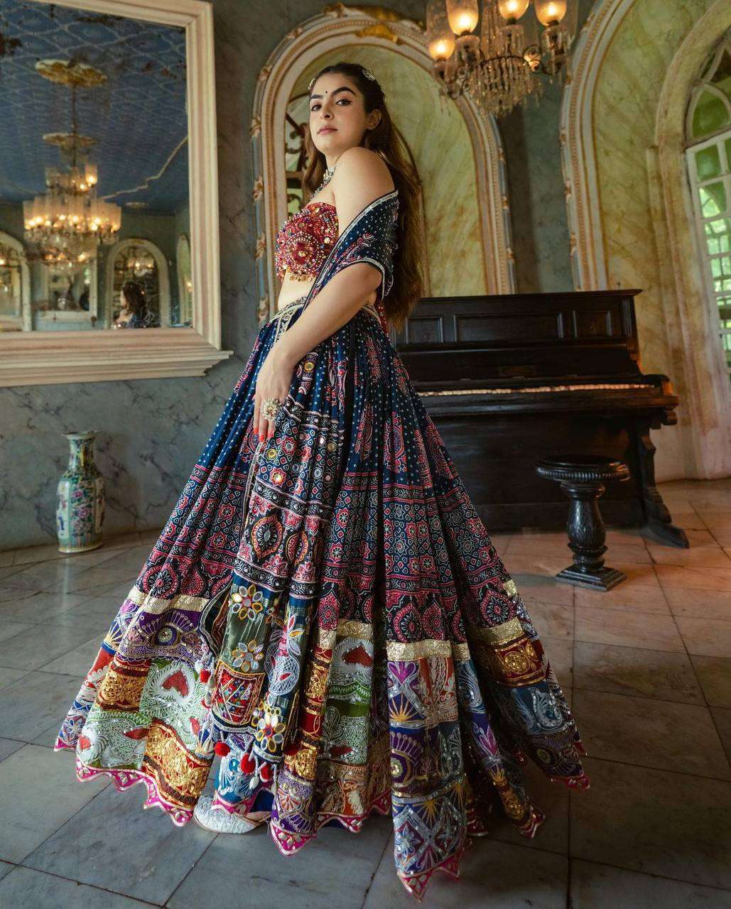 LC 1037 LEHENGA CHOLI 