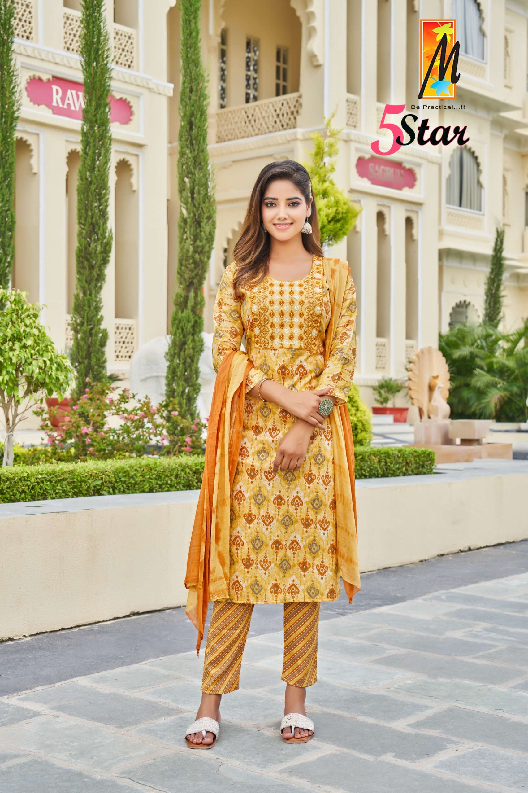 MASTER 5 STAR CAPSULE FOIL PRINT FANCY LADIES KURTI COMBO SET 