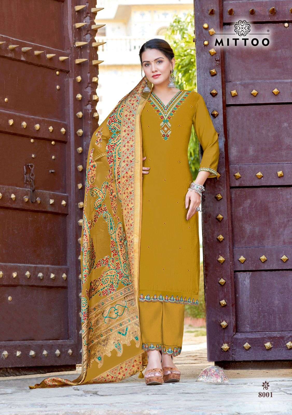 MITTOO VIVAH VISCOSE FANCY WORK LADIES KURTI COMBO SET