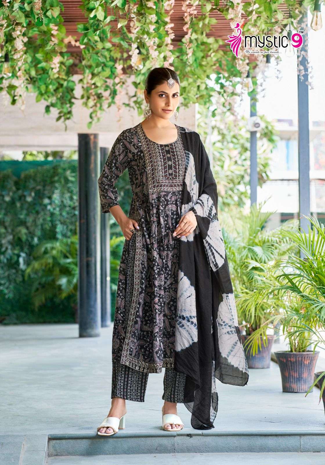 MYSTIC 9 SARA VOL 7 RAYON FANCY NAIRA CUT PATTERN KURTI COMBO SET 