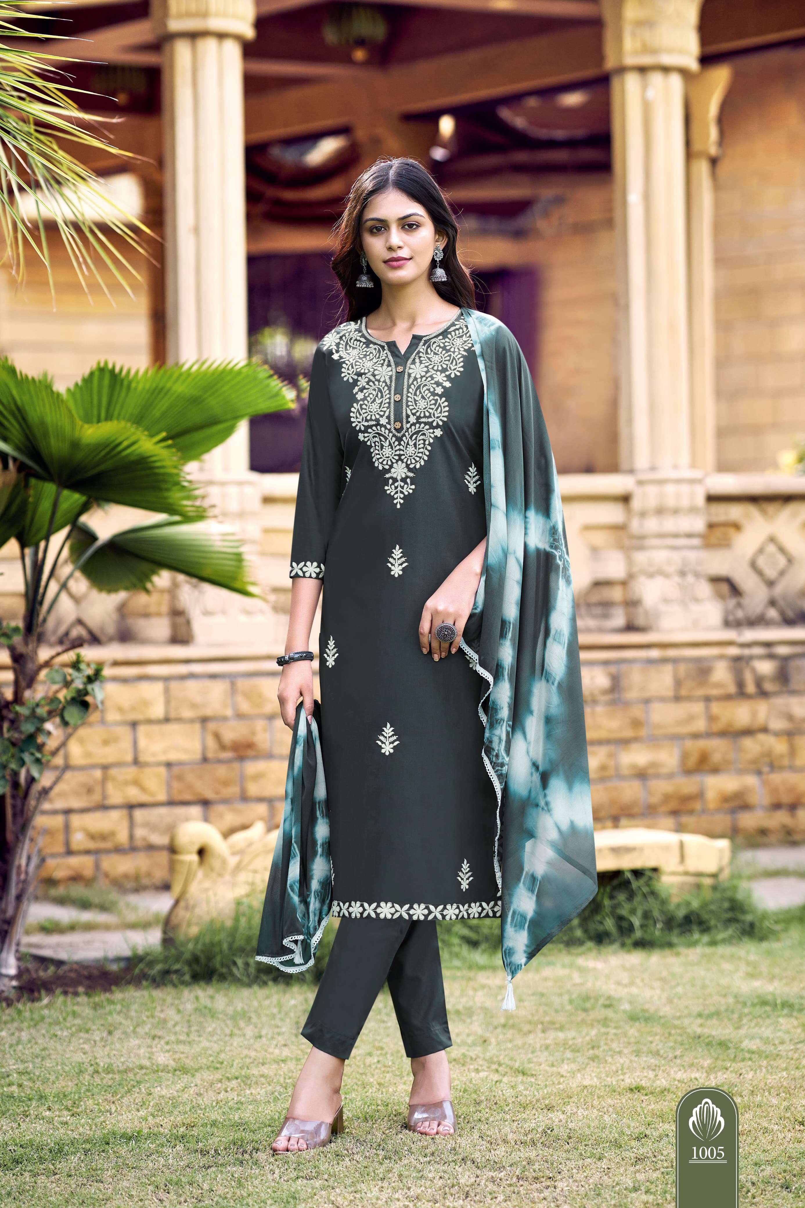 OSSM LAKHNAVI RAYON FANCY WORKS KURTI COMBO SET 