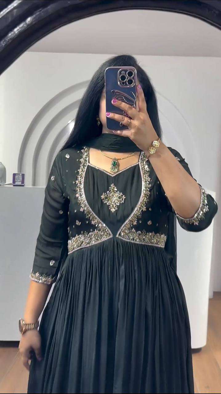 PC 406 GOWN DUPATTA