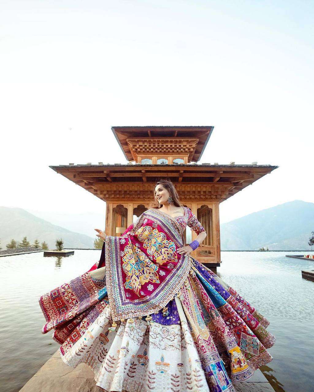 ALC 068 LEHENGA CHOLI 