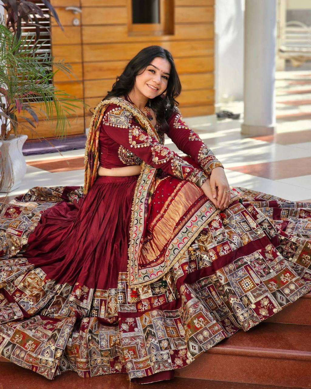 ALC 070 LEHENGA CHOLI