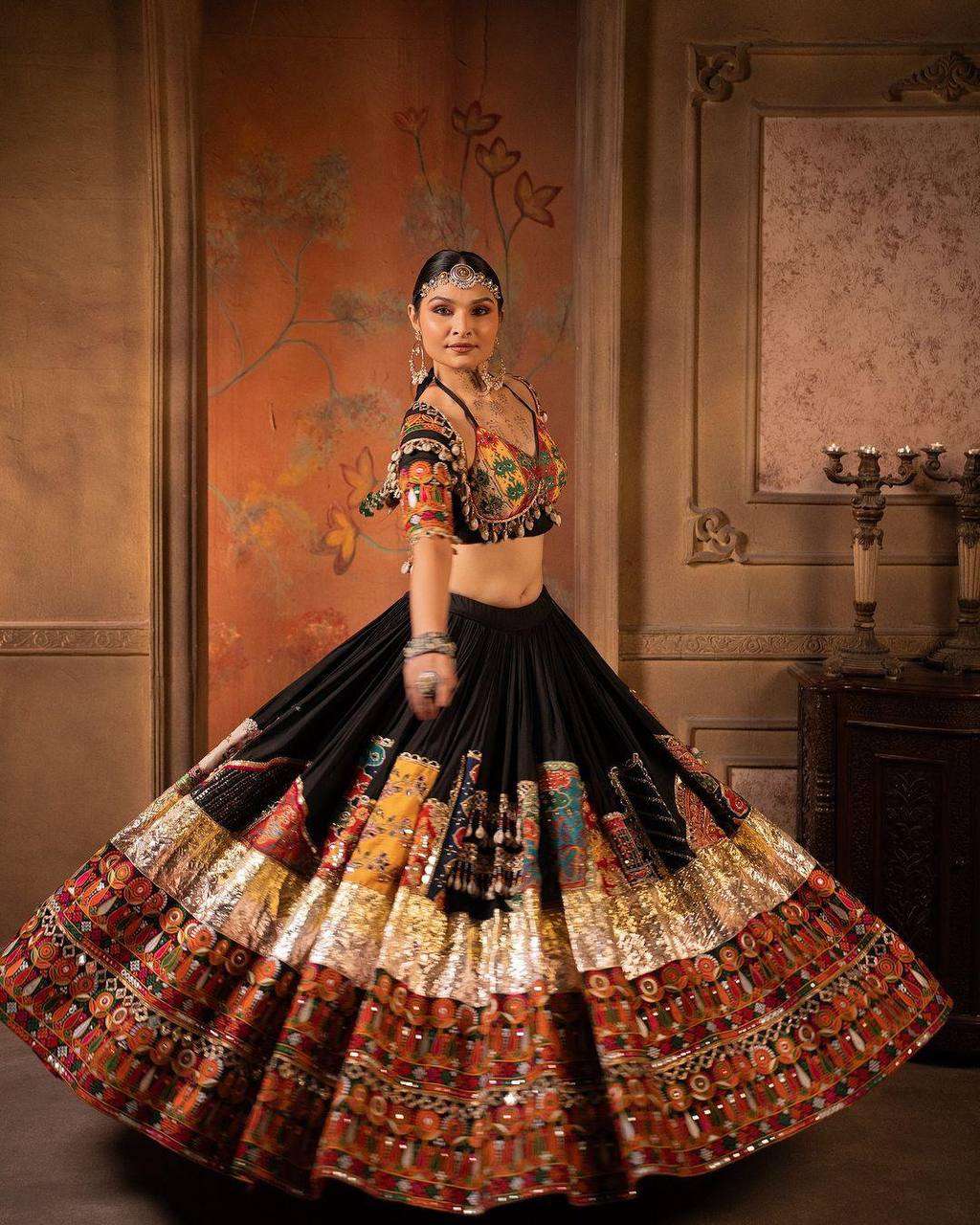 ALC 078 NAVRATRI SPECIAL LEHENGA CHOLI