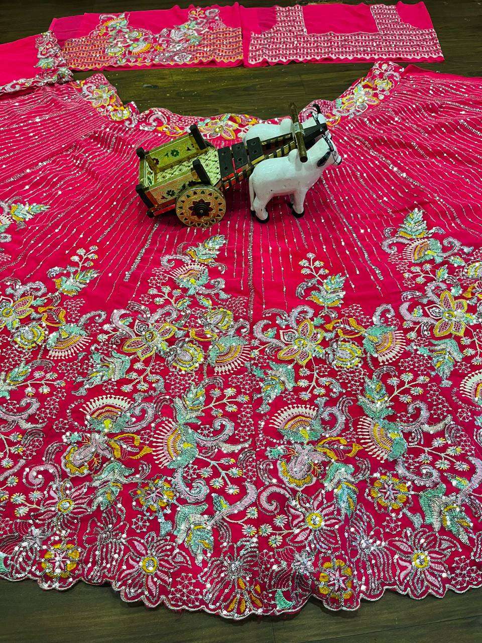 BD 1632 LEHENGA CHOLI