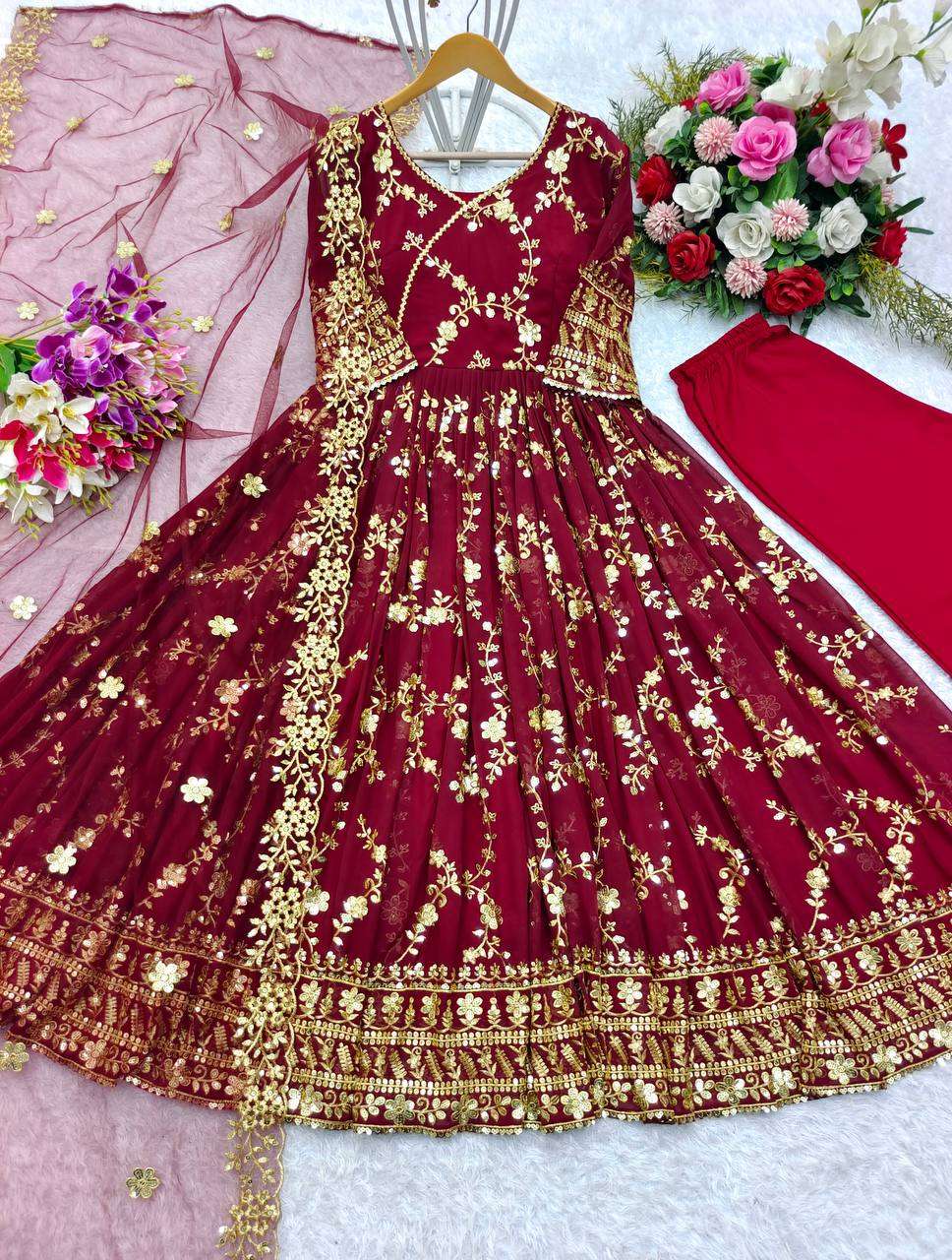 FD 8049 GOWN SET