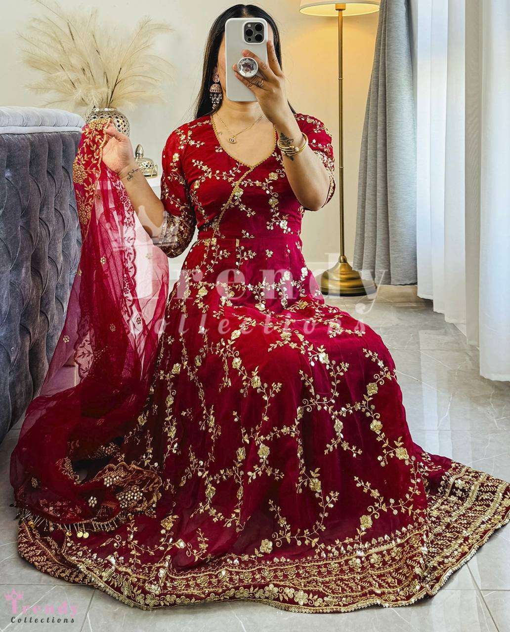 FD 8049 GOWN SET