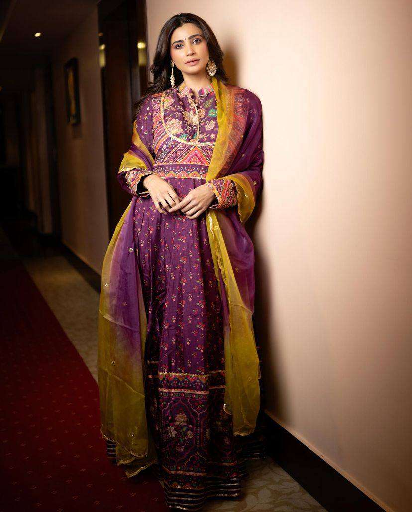 LC 1289 GOWN DUPATTA