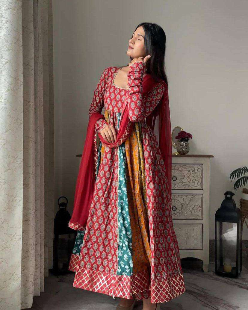 LC 1290 GOWN SET