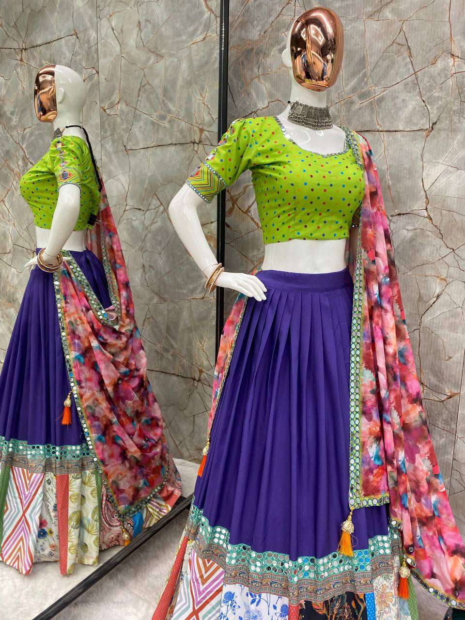 LG 619 LEHENGA CHOLI