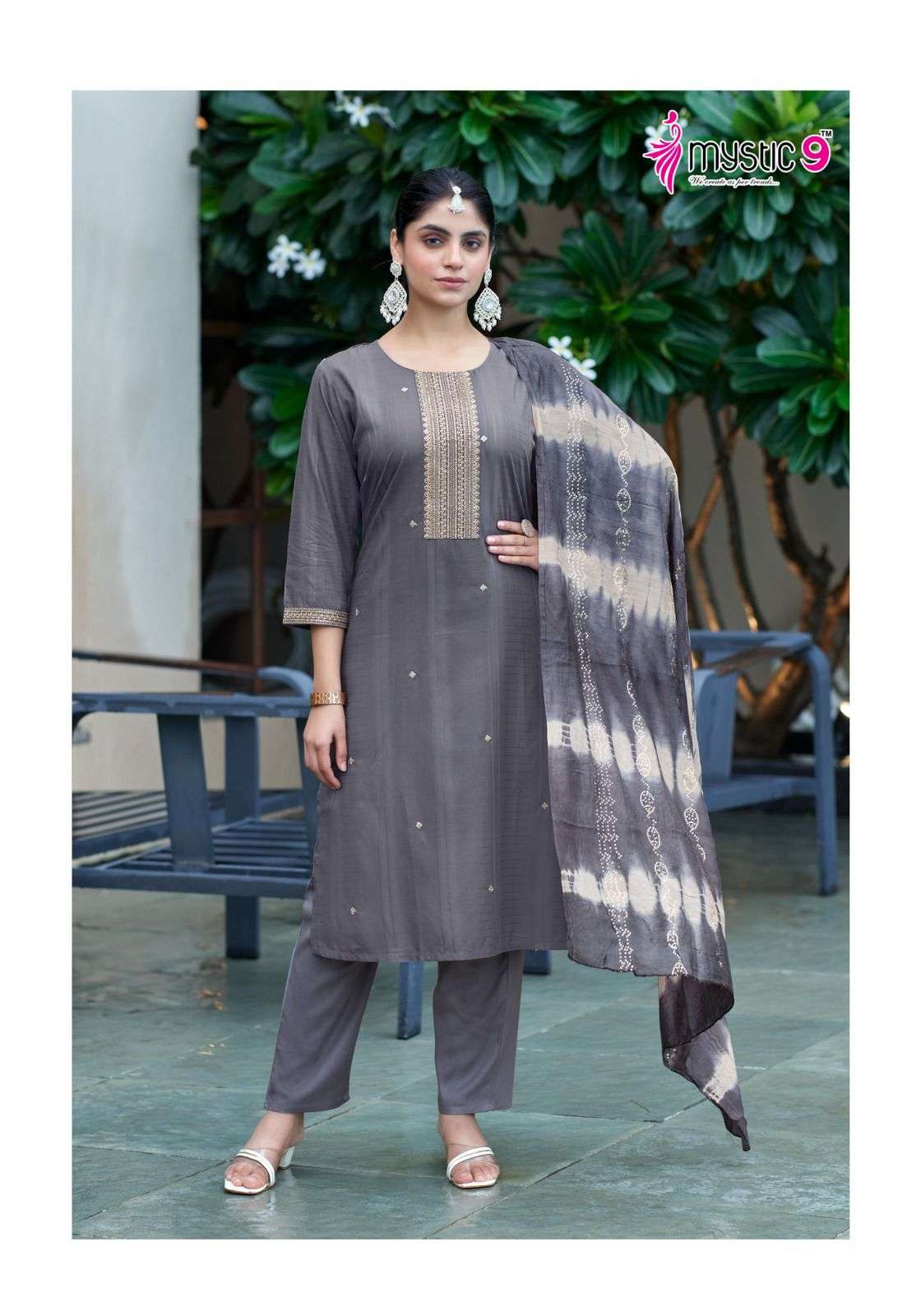MYSTIC 9  DOLLY VOL 2 RAYON FANCY STRAIGHT CUT KURTI COMBO SET 