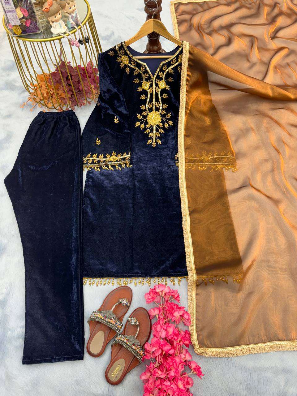 PD 1066 VELVET FANCY DESIGNER  TOP BOTTOM AND DUPATTA 