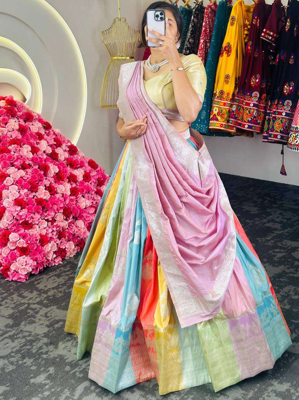 QRC 8079 LEHENGA CHOLI