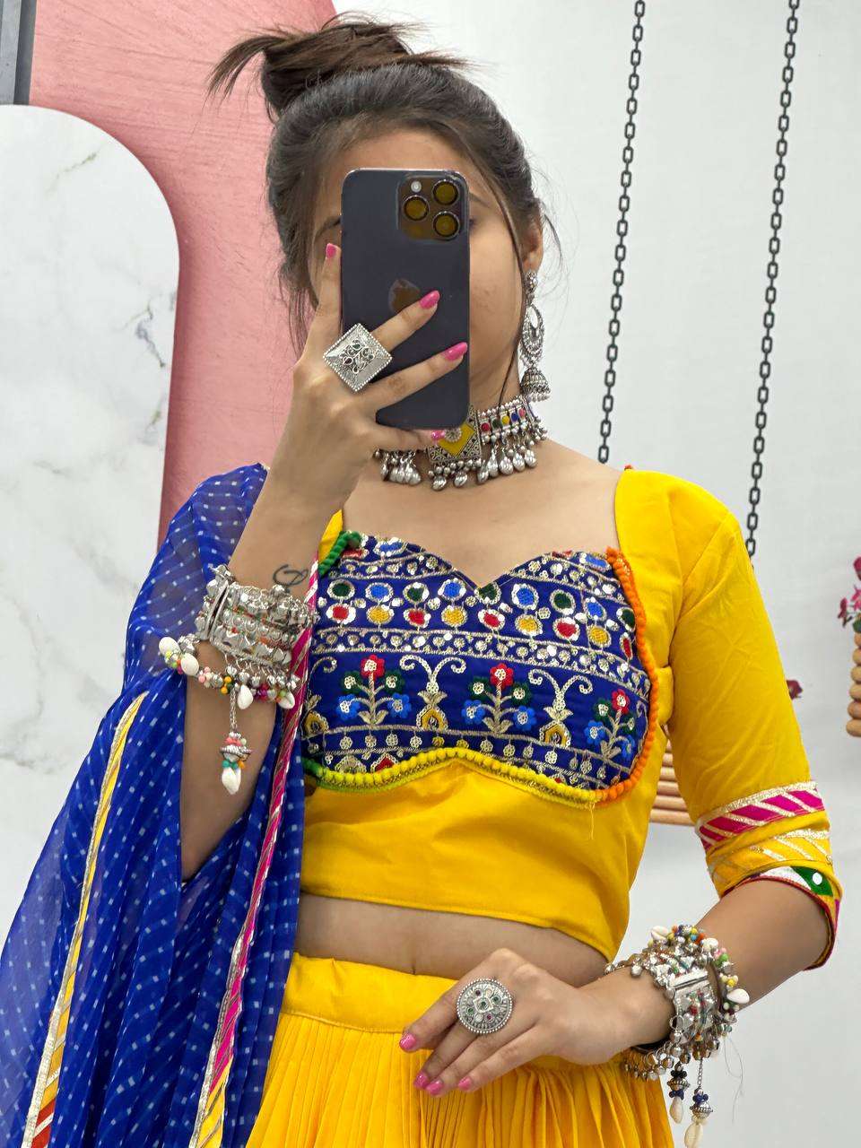 RAM 035 LEHENGA CHOLI