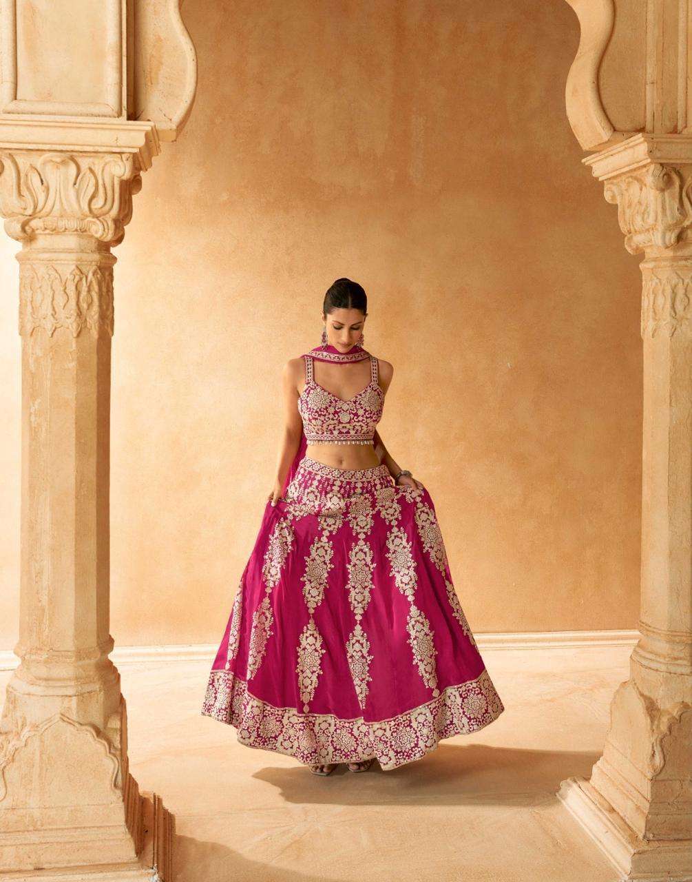 SAYURI DESIGNER NAZAKAT HEAVY DESIGNER LEHEGNA CHOLI