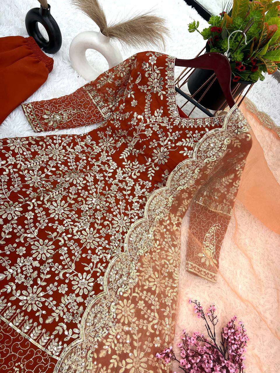 SSR 482 GOWN SET