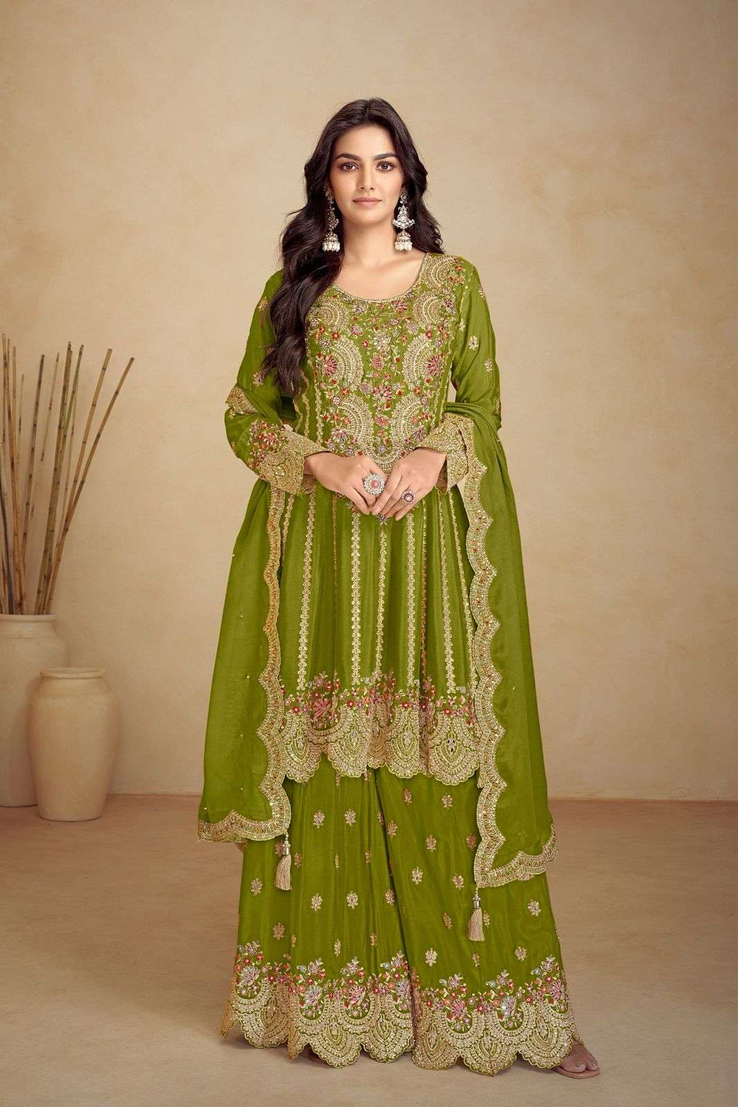GULKAYRA DESIGNER JALWA HEAVY EMBROIDERY DESIGNER PARTY WEAR SUIT
