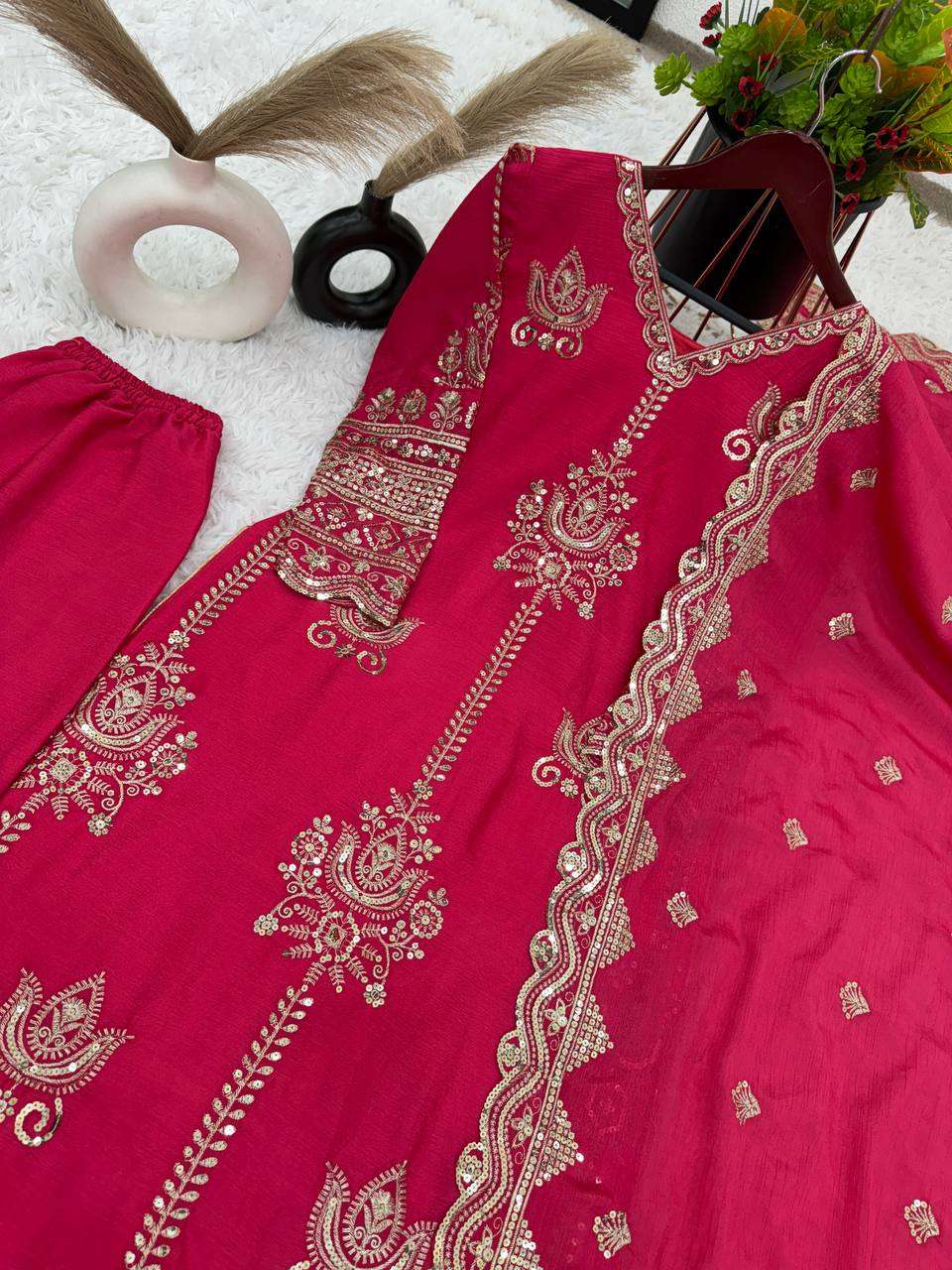 SR 1643 PINK SHADE BEAUTIFUL DESIGNER SUIT