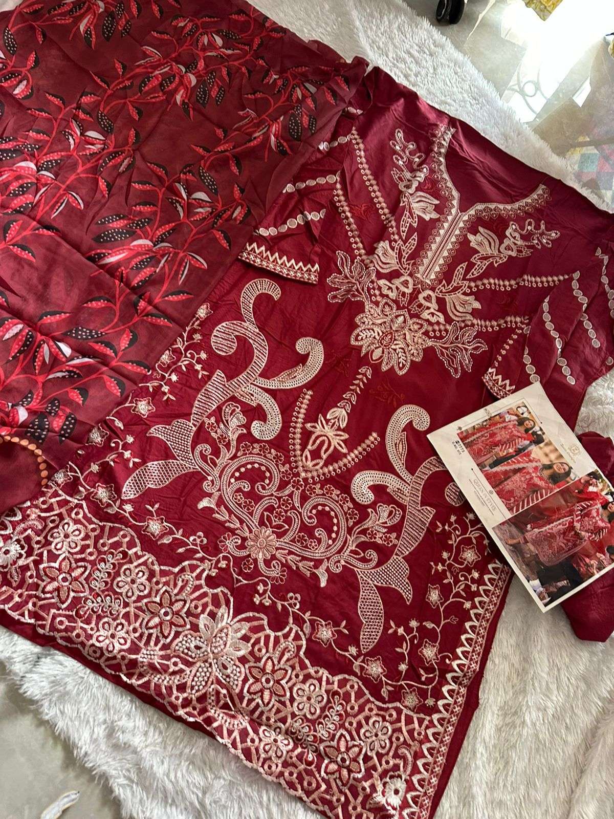 ZIAAZ DESIGNS CODE NO - 572 BEAUTIFUL HEAVY WORK PARTY WEAR SUIT 