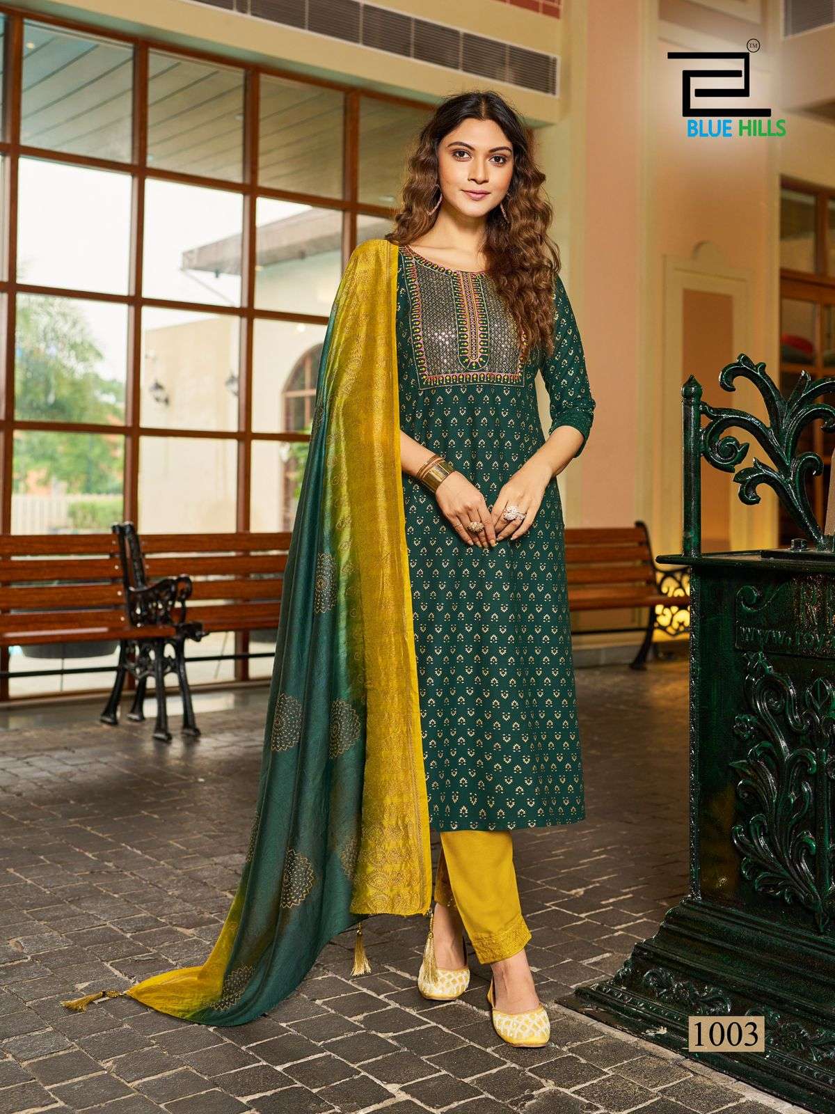 BLUE HILLS FESTIVAL DAY FANCY LADIES KURTI COMBO SET 