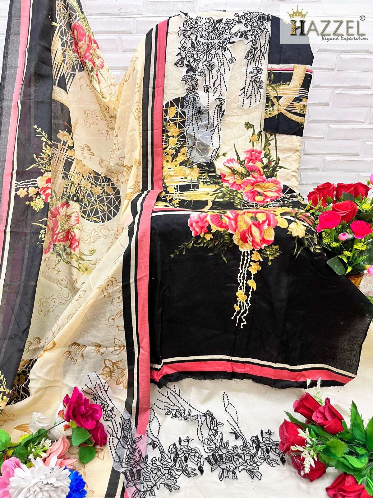 HAZEEL NEW LUXURY LAWN DESIGN NO - 0126 COTTON PRINTED SUIT