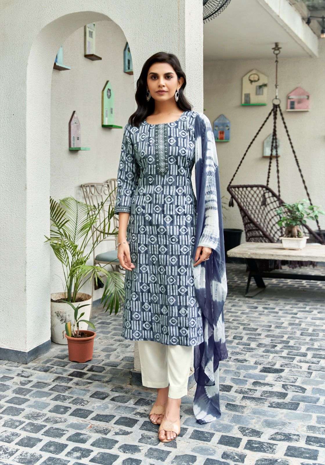 MYSTIC 9 NISHA VOL 1 FANCY BATIK PRINT LADIES KURTI COMBO SET 