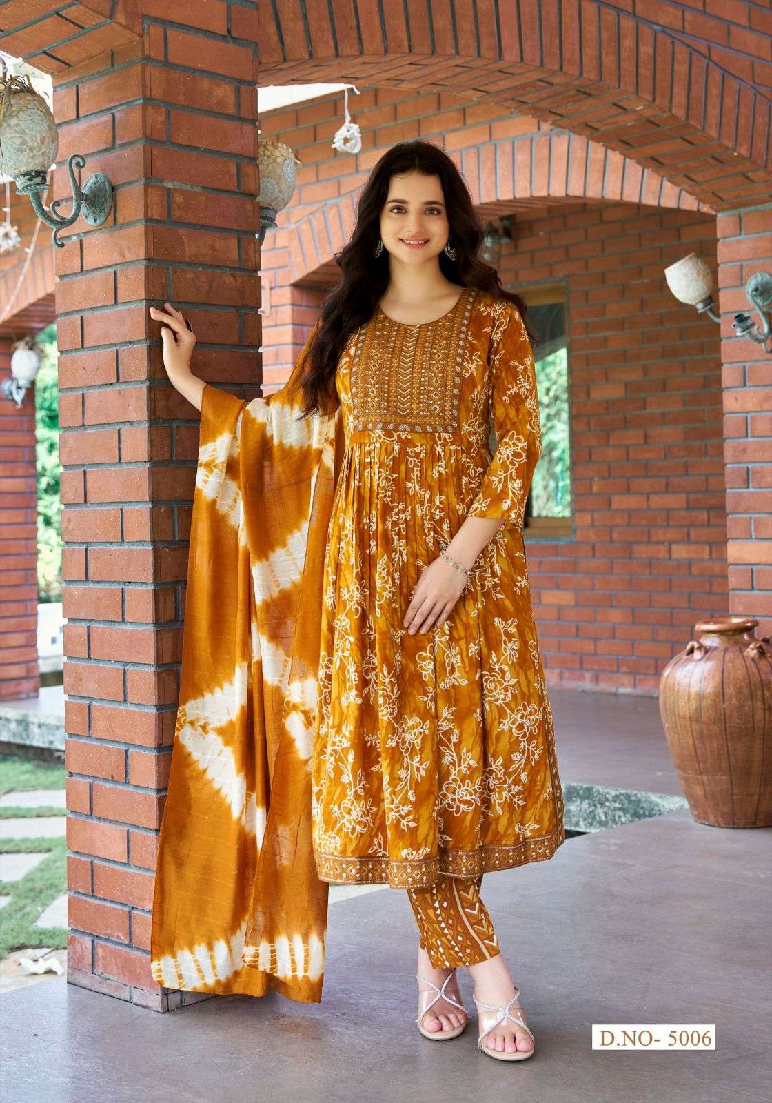  MYSTIC 9 SIMRAN VOL 5 NAIRA CUT PATTERN FANCY KURTI COMBO SET