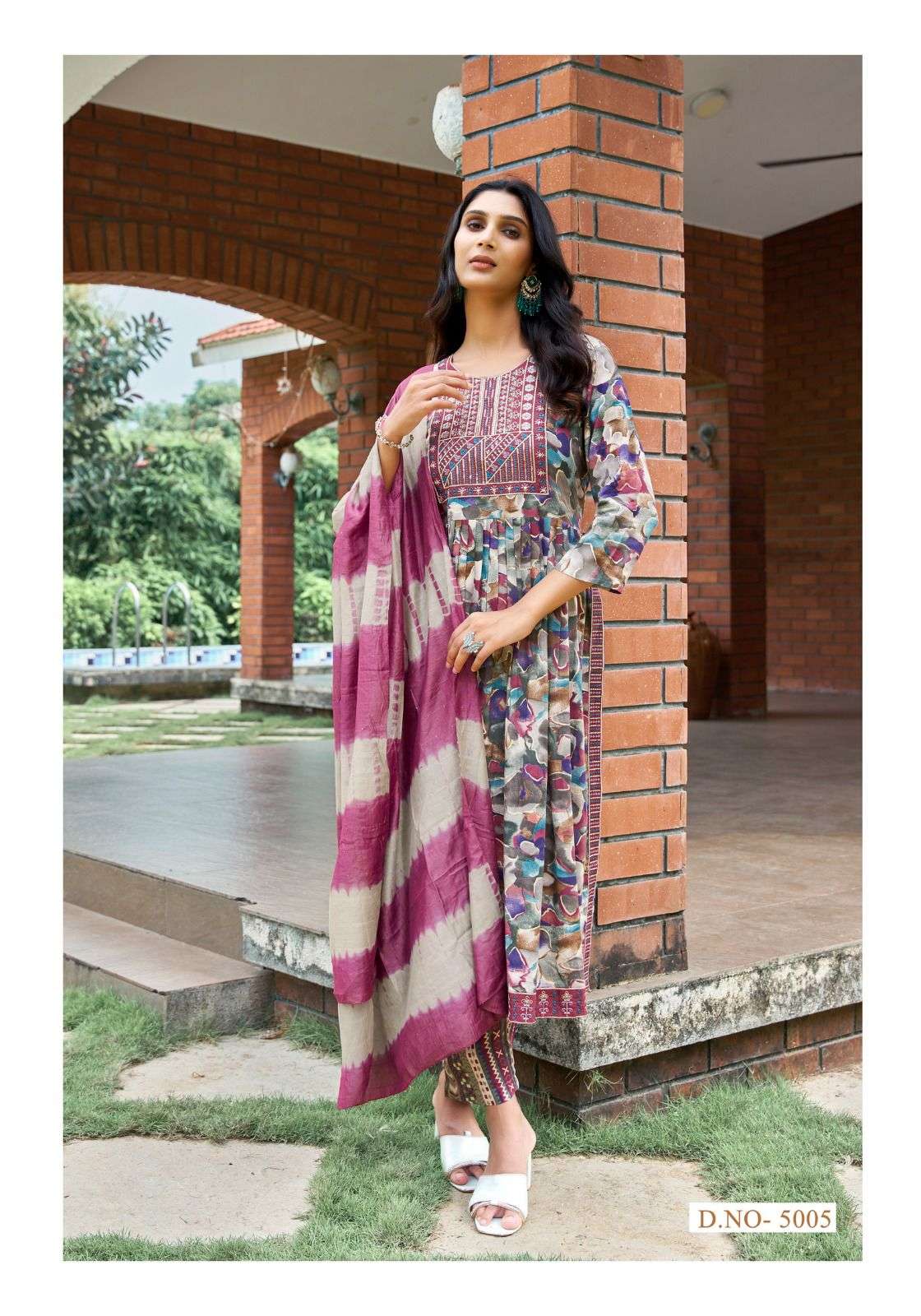  MYSTIC 9 SIMRAN VOL 5 NAIRA CUT PATTERN FANCY KURTI COMBO SET