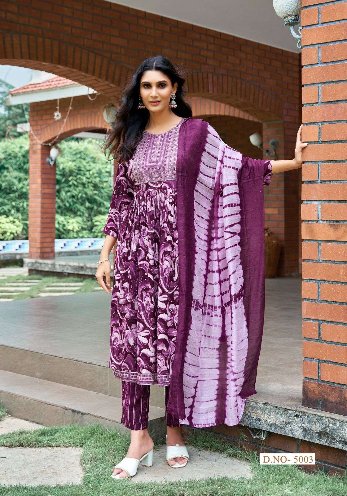  MYSTIC 9 SIMRAN VOL 5 NAIRA CUT PATTERN FANCY KURTI COMBO SET