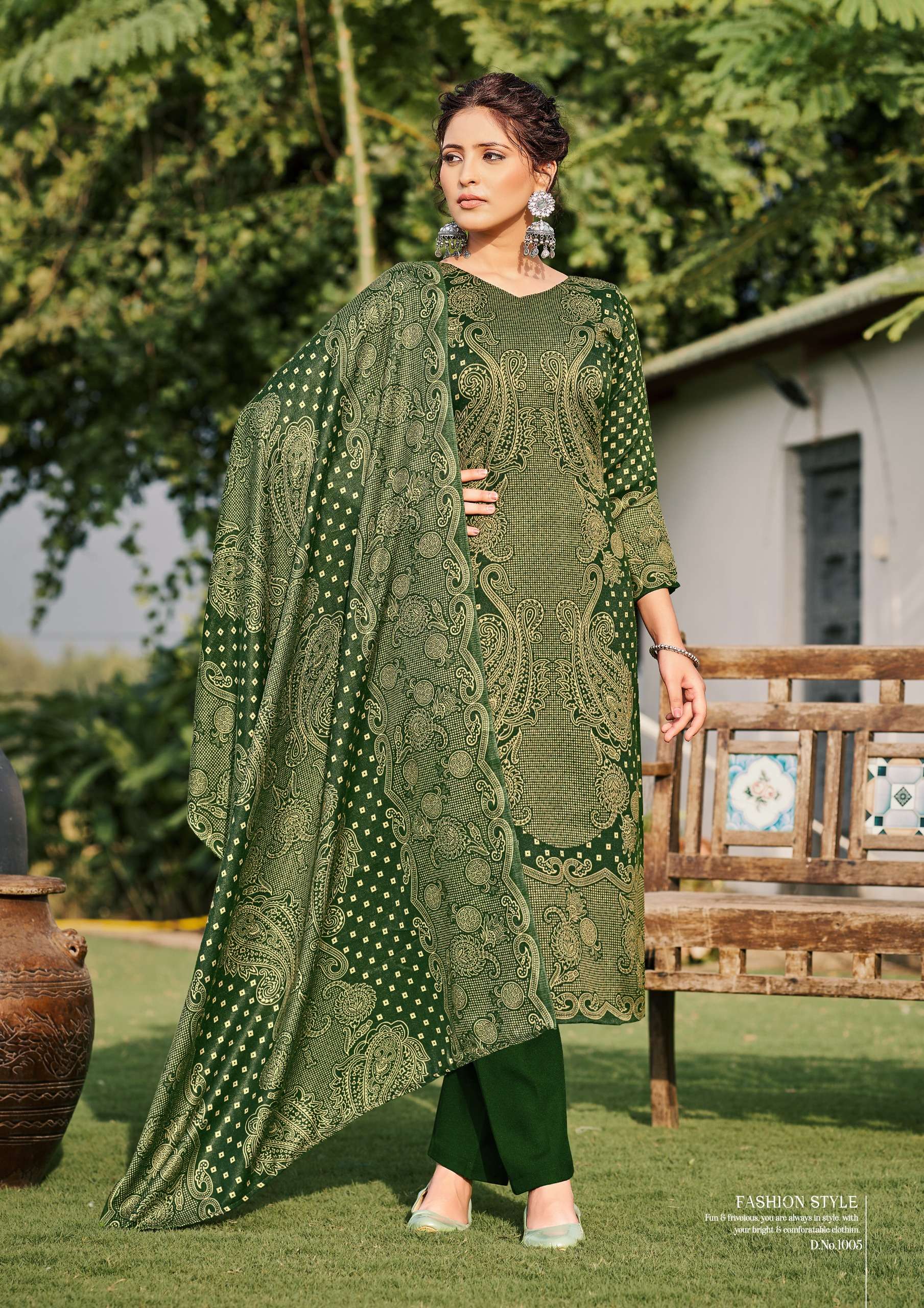 ROLI MOLI CREATION SANIYA PASHMINA PRINT WINTER WEAR SUIT