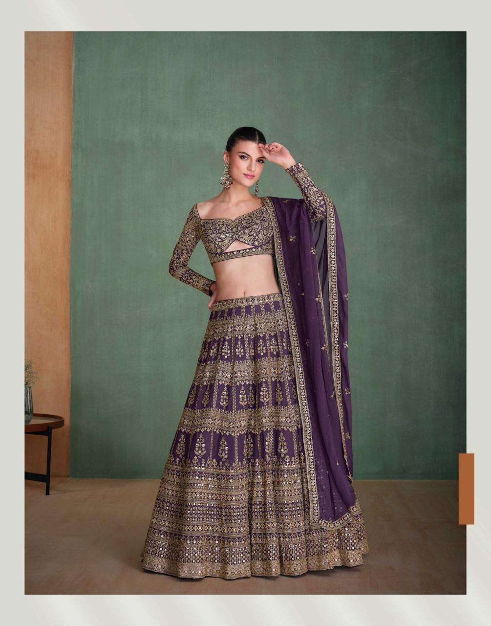 SAYURI DESIGNER AMARPALI HEAVY ELEGANT DESIGNER WEDDING WEAR LEHENGA