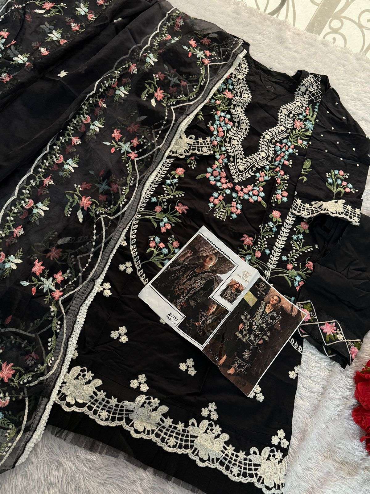 ZIAAZ DESIGNS CODE NO - 558 and 559 BEAUTIFUL HEAVY WORK PARTY WEAR SUIT