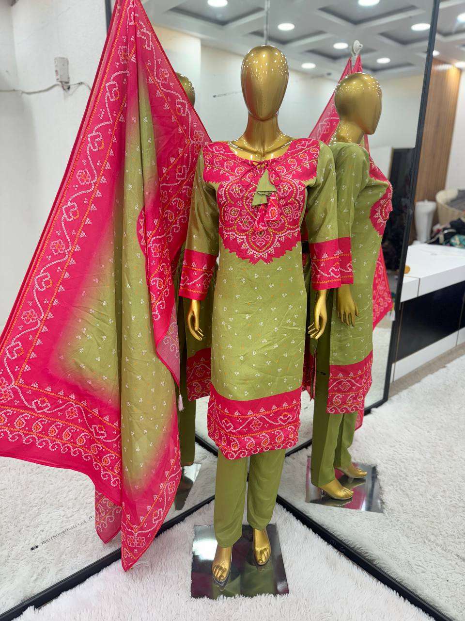 ZSR 3092 SILK DIGITAL PRINT WITH FANCY DESIGNER WORK SUIT