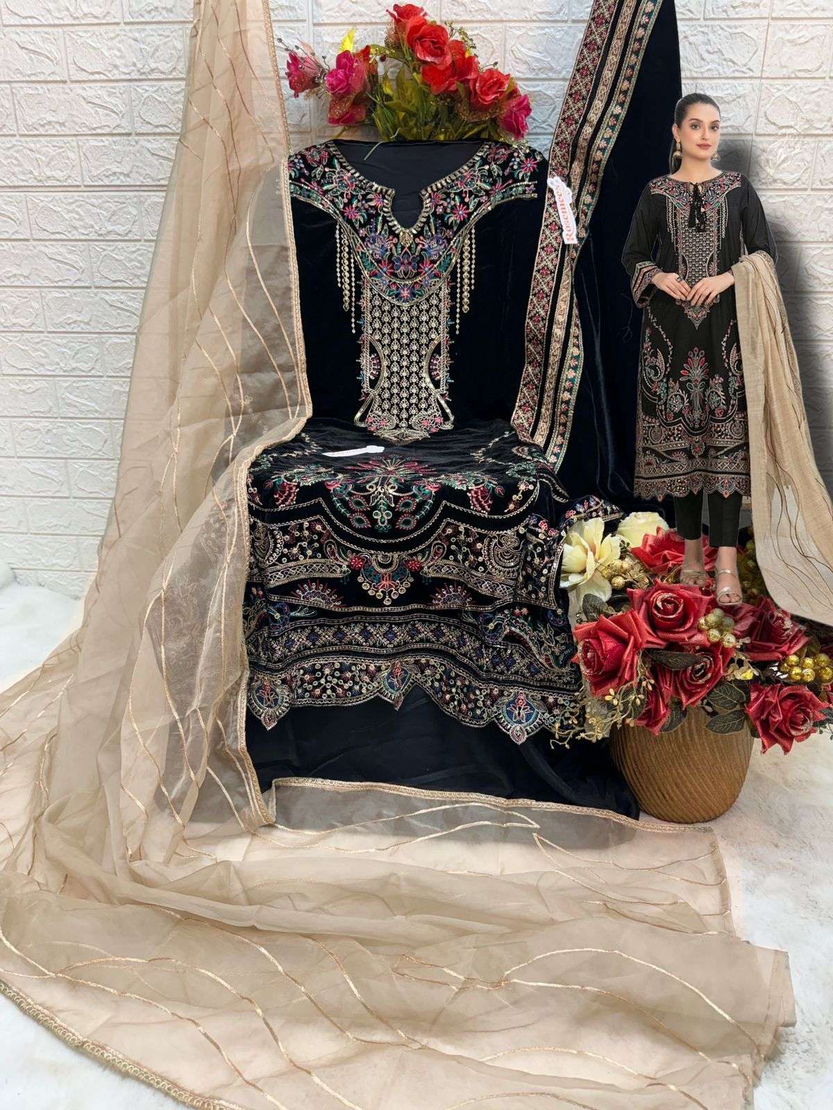 FEPIC ROSEMEEN  V 17029 VELVET EMBROIDERED PAKISTANI SUIT
