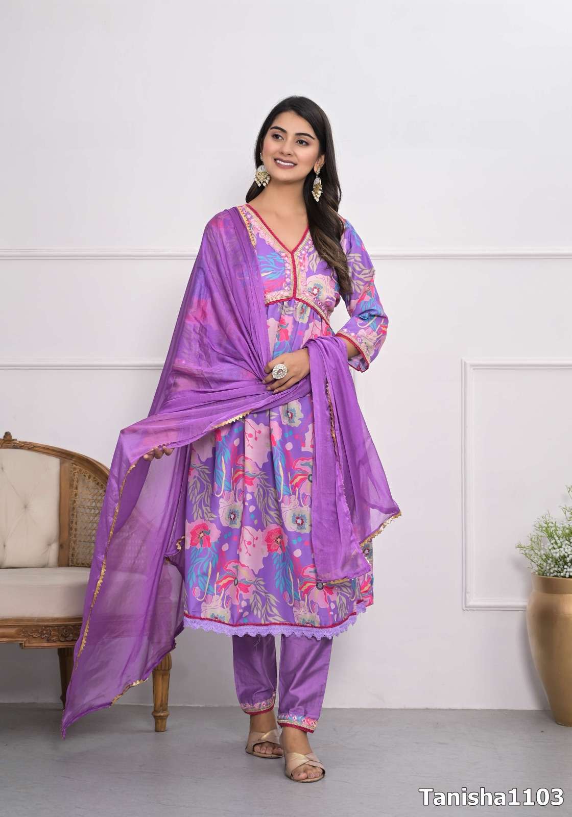 MF TANISHA VOL 15 JACQUARD SILK PREETY LOOK DESIGNER FANCY SUIT