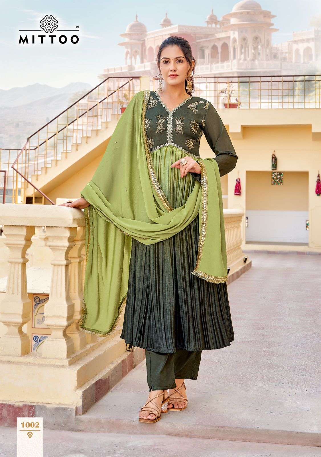 MITTOO KALIKA SHADED FABRIC FANCY ALIYA CUT PATTERN KURTI COMBO SET 