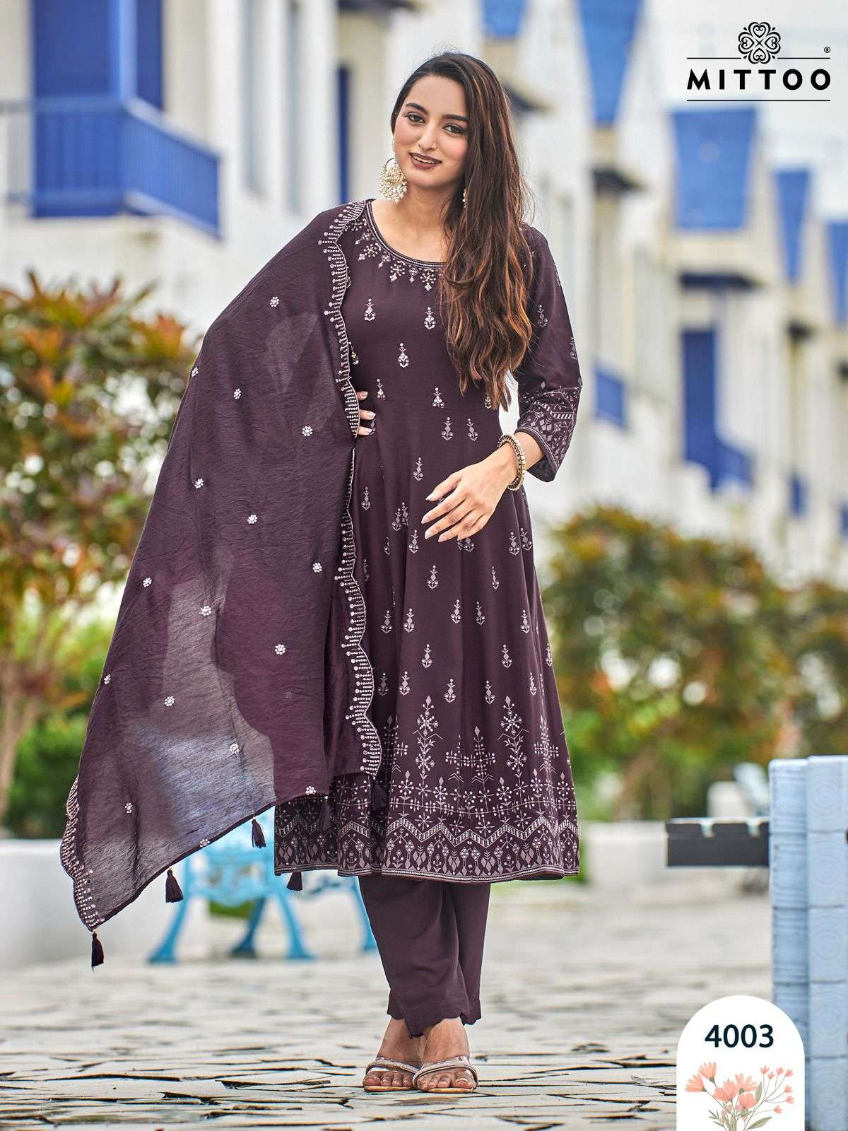 MITTOO TYOHAR FANCY DESIGNER NAIRA CUT STYLE KURTI COMBO SET