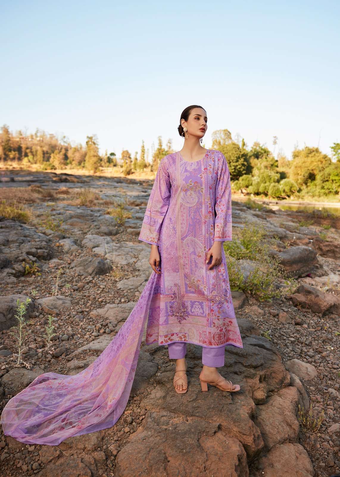 SADHANA FASHION RAAZIA LAWN COTTON DIGITAL PRINT WITH FANCY WORK SUIT