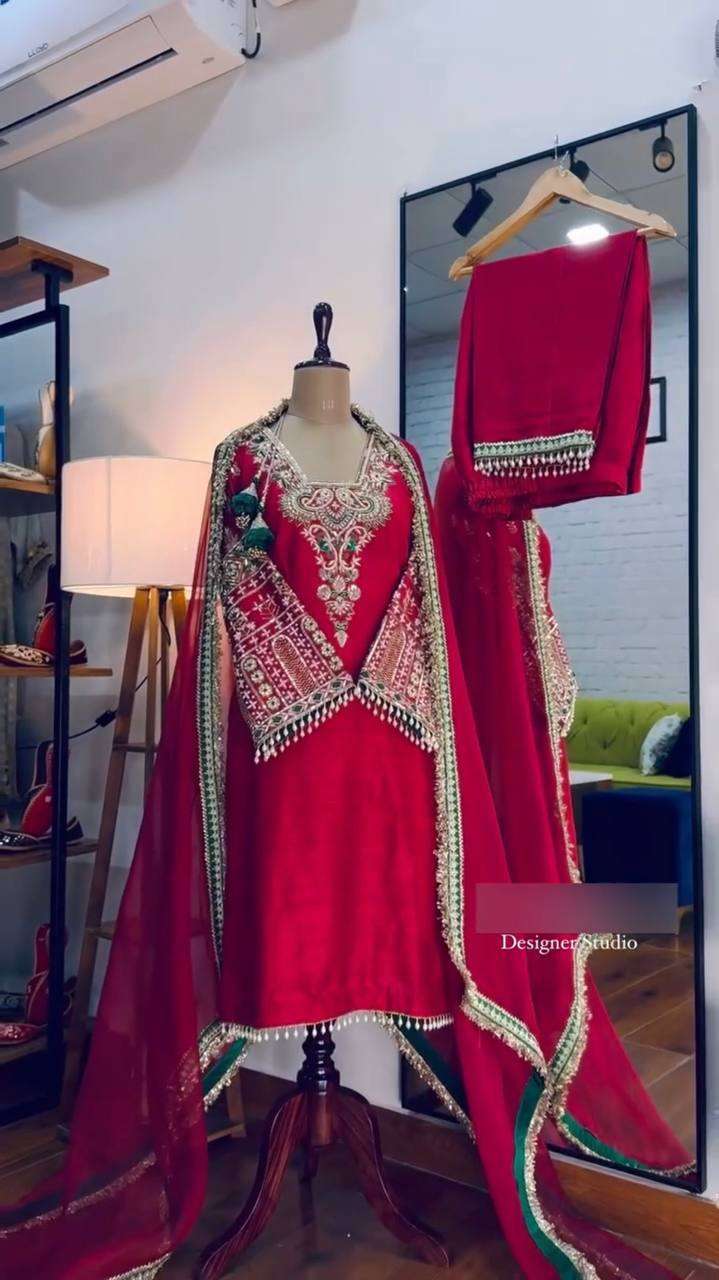 ST 170 KURTI SET