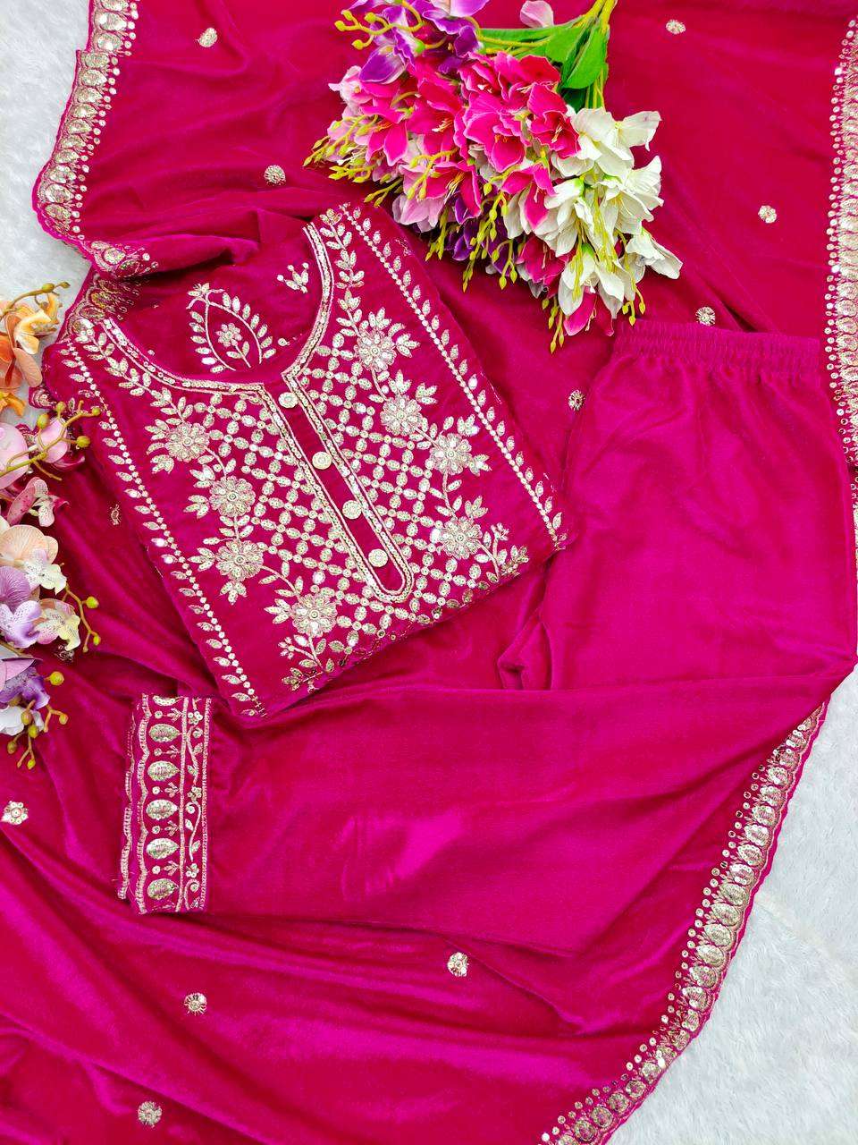 WW 1136 VELVET WITH BEAUTIFUL DESIGNER PARTY WEAR SUIT 