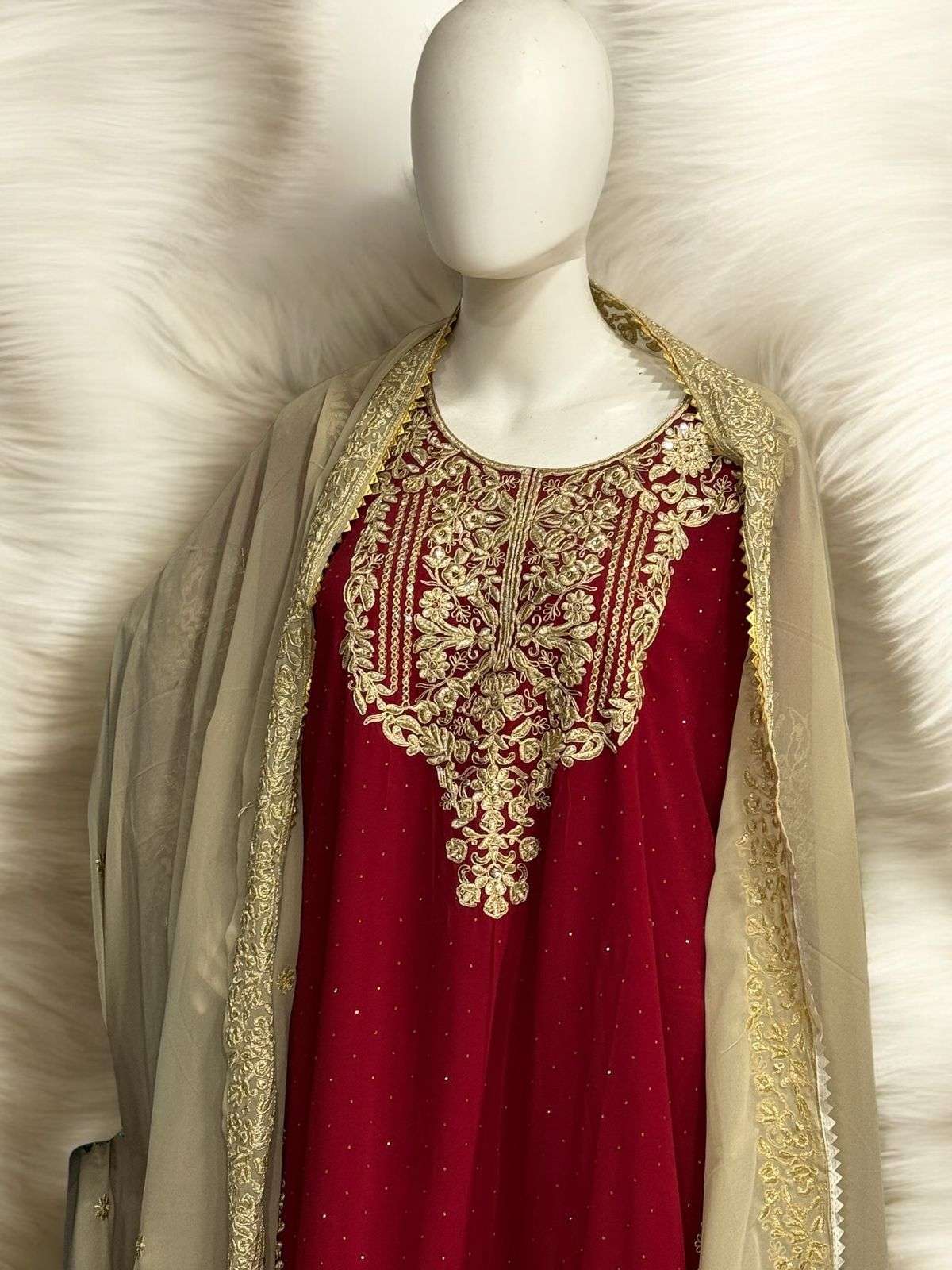 ZIAAZ DESIGNS CODE NO - 663 GEORGETTE BEAUTIFUL HEAVY EMBROIDERED CODING WORK PARTY WEAR SUIT